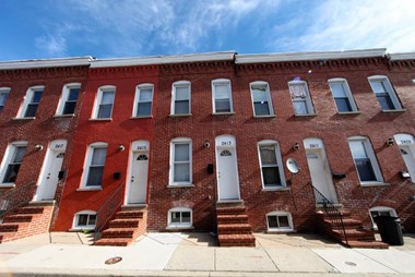 2416 Etting St 2 Beds Apartment for Rent Photo Gallery 1